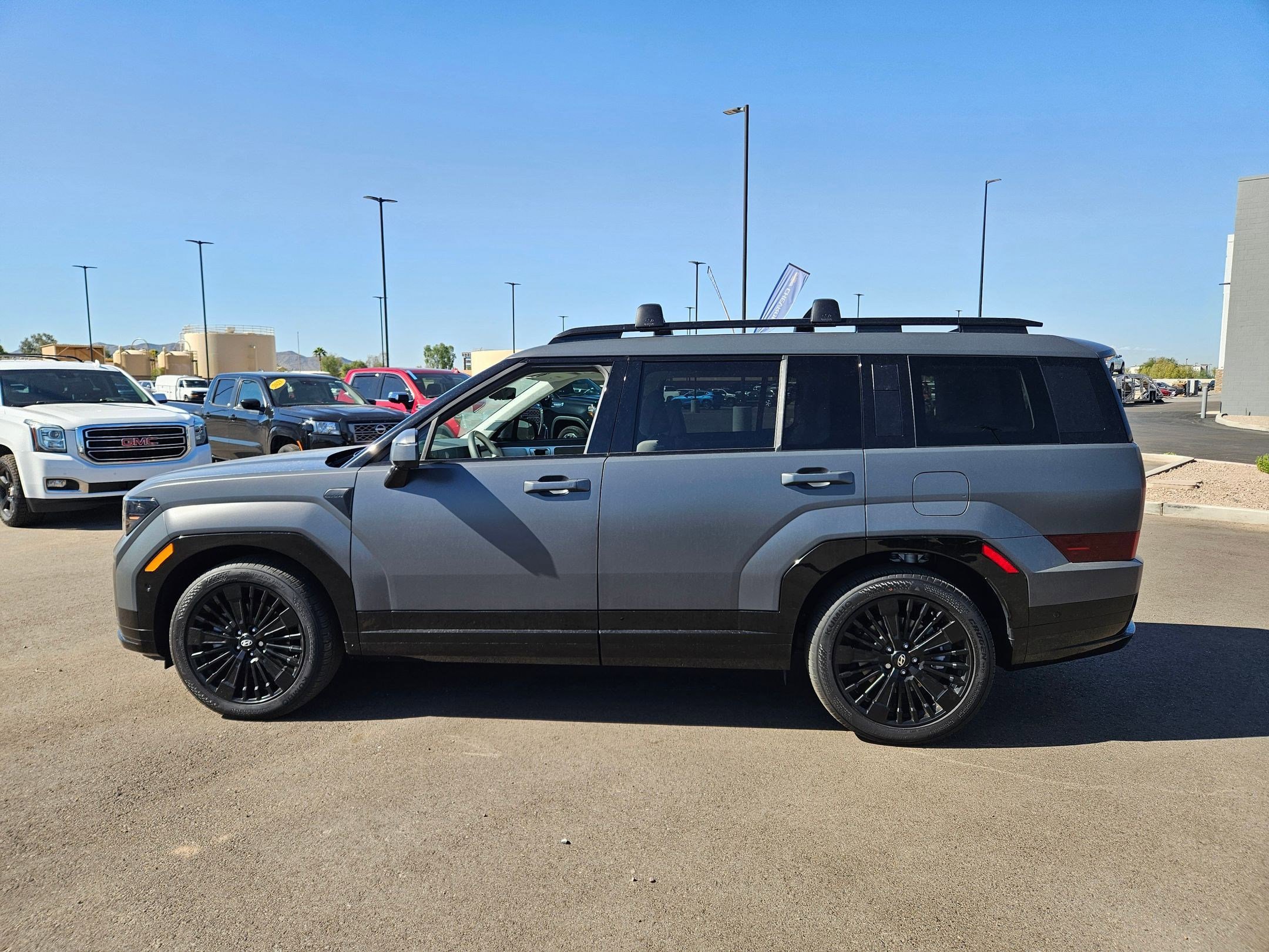 2025 Hyundai Santa Fe Calligraphy photo 2