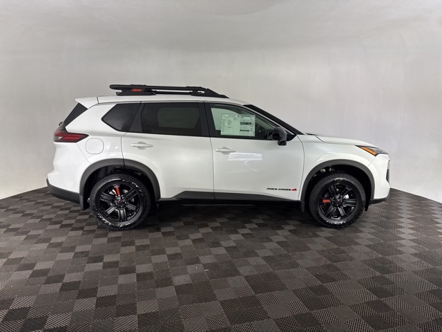 2026 Nissan Rogue SV photo 4