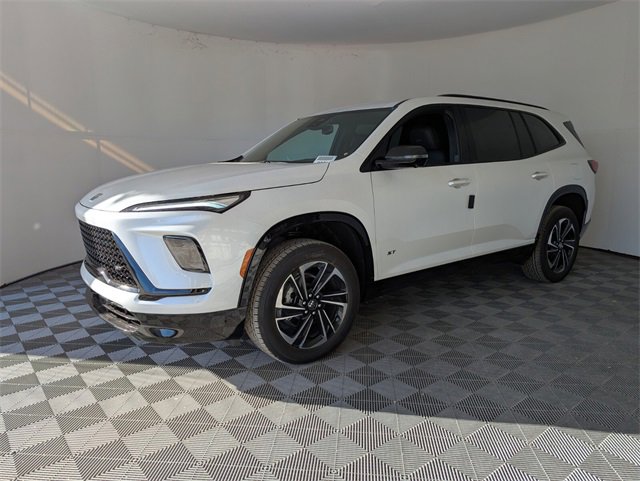 2025 Buick Enclave Sport Touring photo 4
