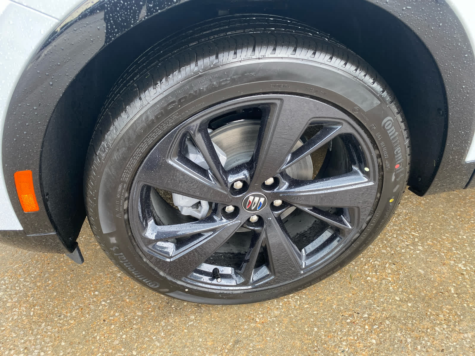 2025 Buick Envision Sport Touring photo 33