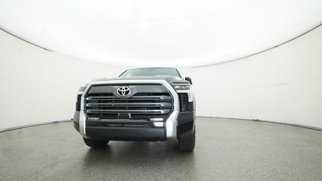 2026 Toyota Tundra Limited CrewMax photo 3