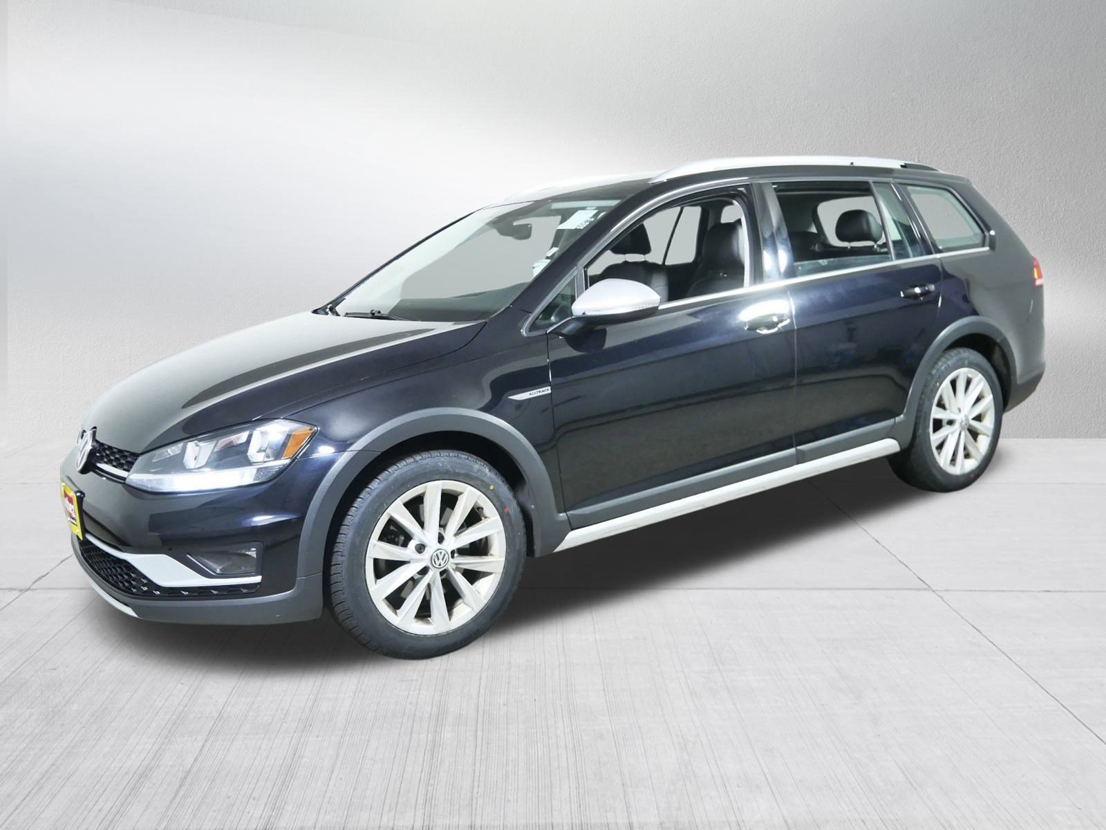 2018 Volkswagen Golf Alltrack SE photo 3