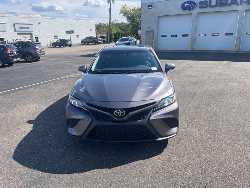 2018 Toyota Camry LE photo 5