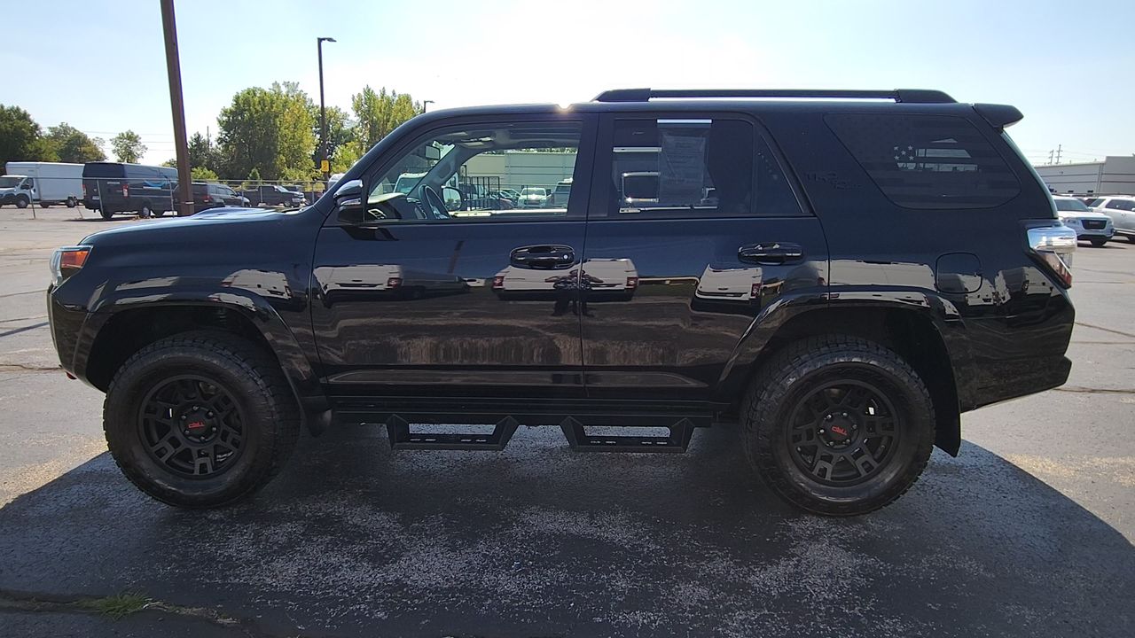 2020 Toyota 4Runner Sport photo 4