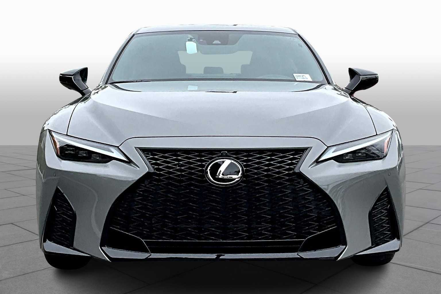 2025 Lexus IS 350 F SPORT photo 3