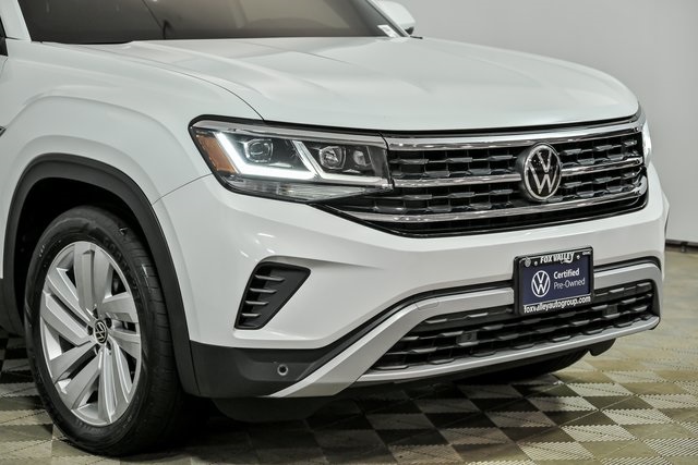 2022 Volkswagen Atlas Cross Sport V6 SE Technology photo 2