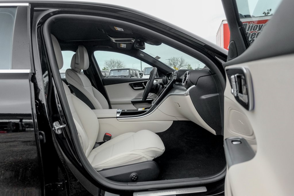 2025 Mercedes Benz C 300 4MATIC photo 20
