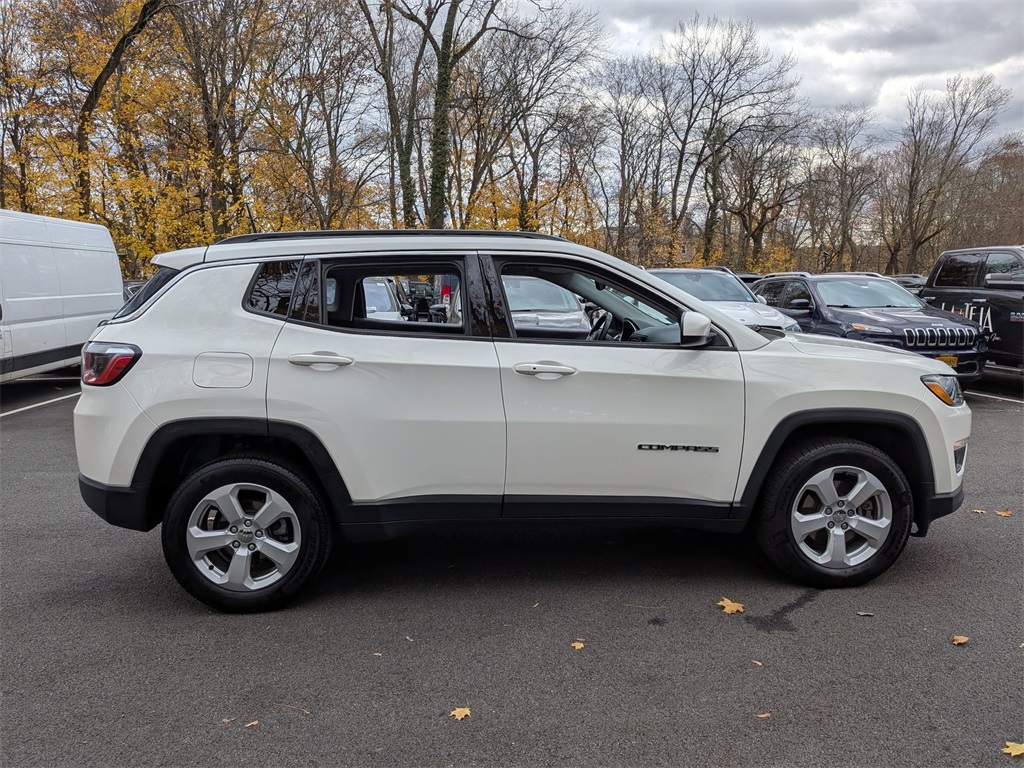 Used 2018 Jeep Compass Latitude with VIN 3C4NJDBB4JT161044 for sale in Elmsford, NY
