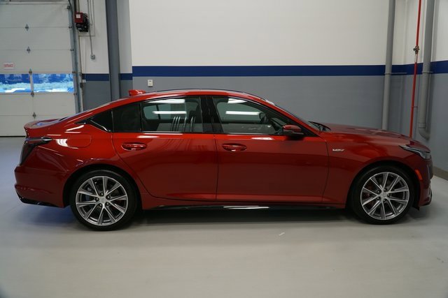 2023 Cadillac CT5 V photo 7