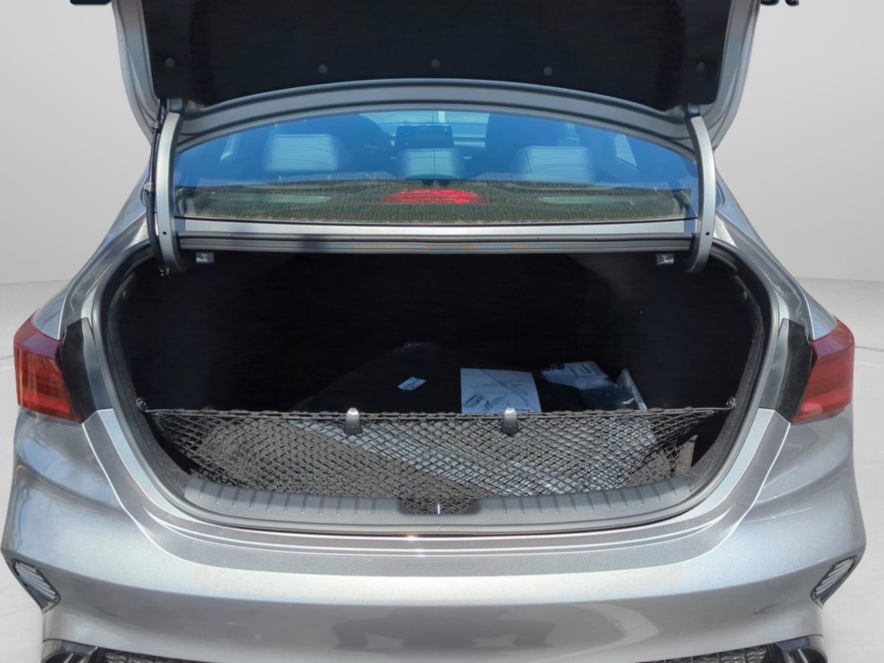 2024 Kia Forte GT-Line photo 7