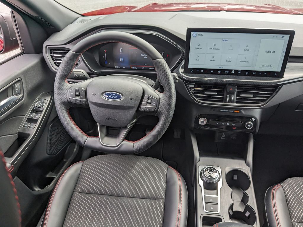 2025 Ford Escape ST-Line photo 18