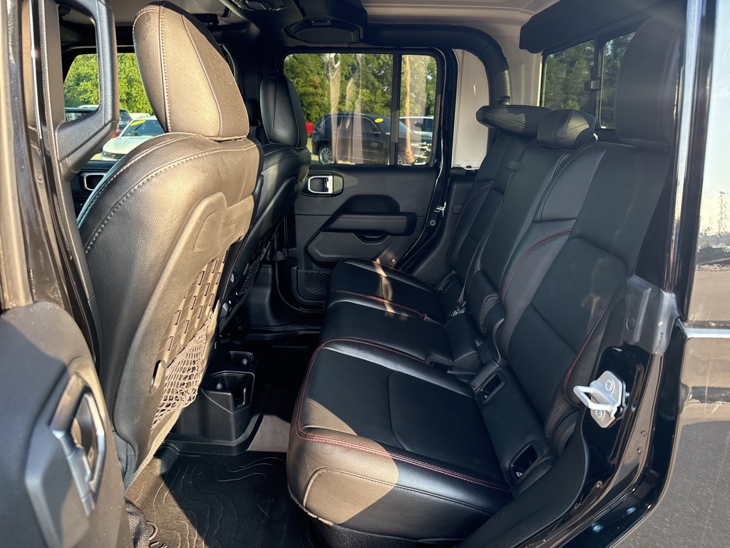 2020 Jeep Gladiator Rubicon photo 25