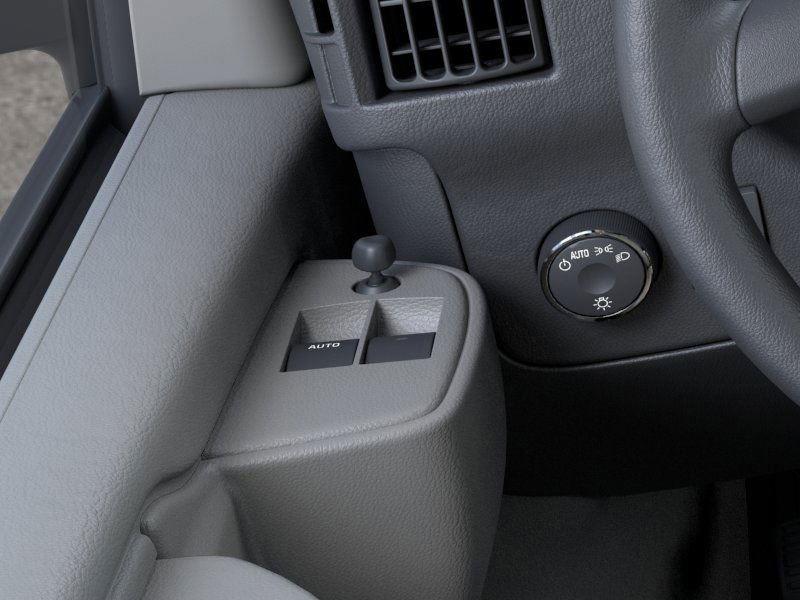 2025 Chevrolet Express Passenger 3500 photo 20