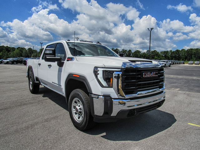 2024 GMC Sierra 2500HD Pro's photo