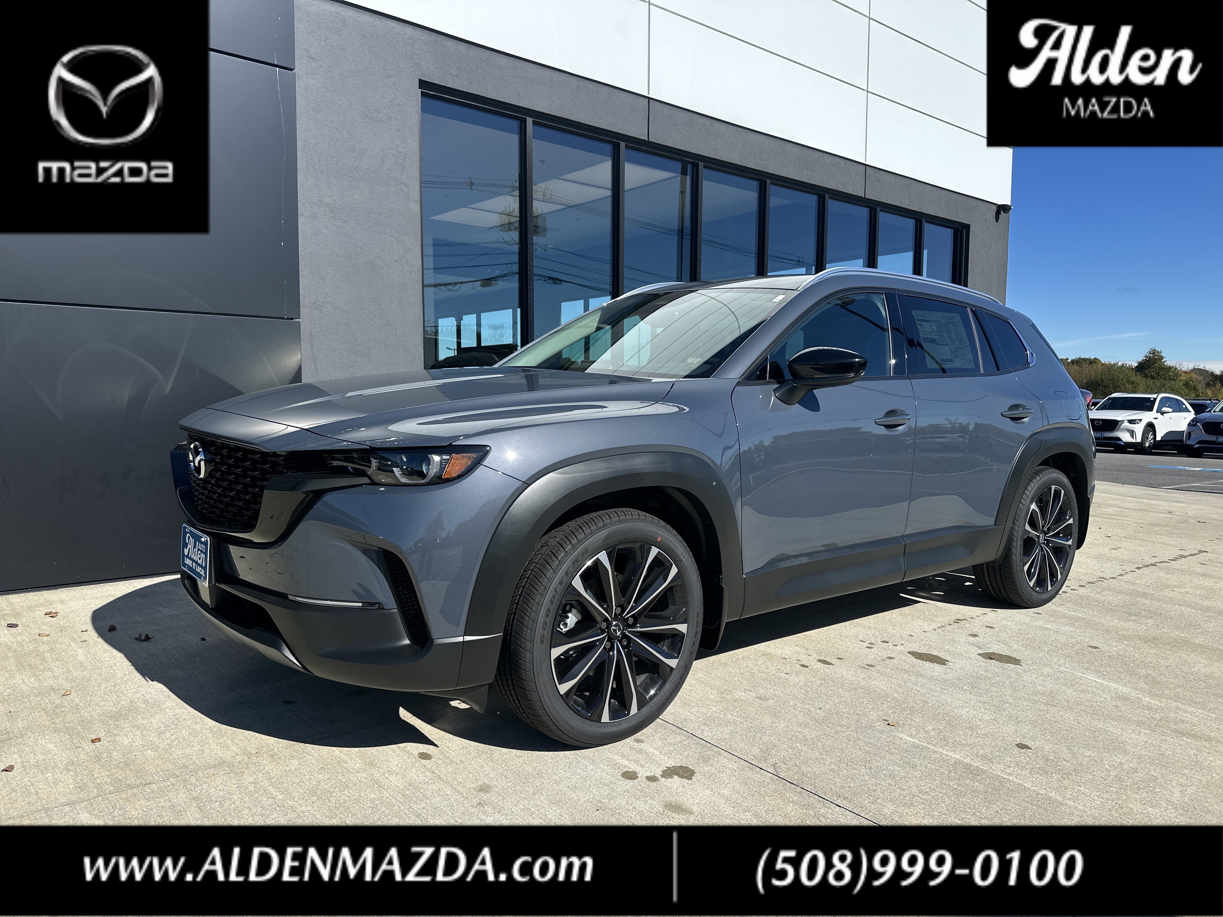 2025 Mazda CX-50 Premium Plus's photo