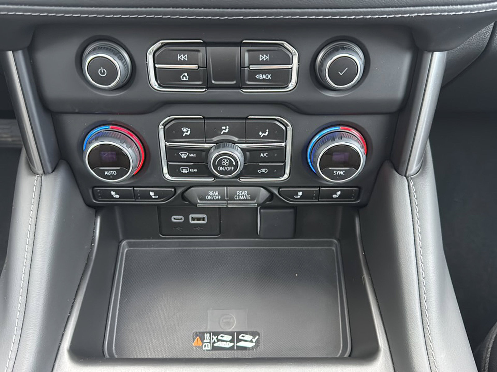 2024 Chevrolet Tahoe LT photo 39