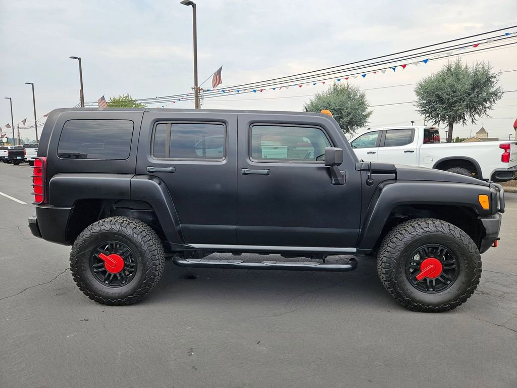 2008 Hummer H3 Luxury photo 7