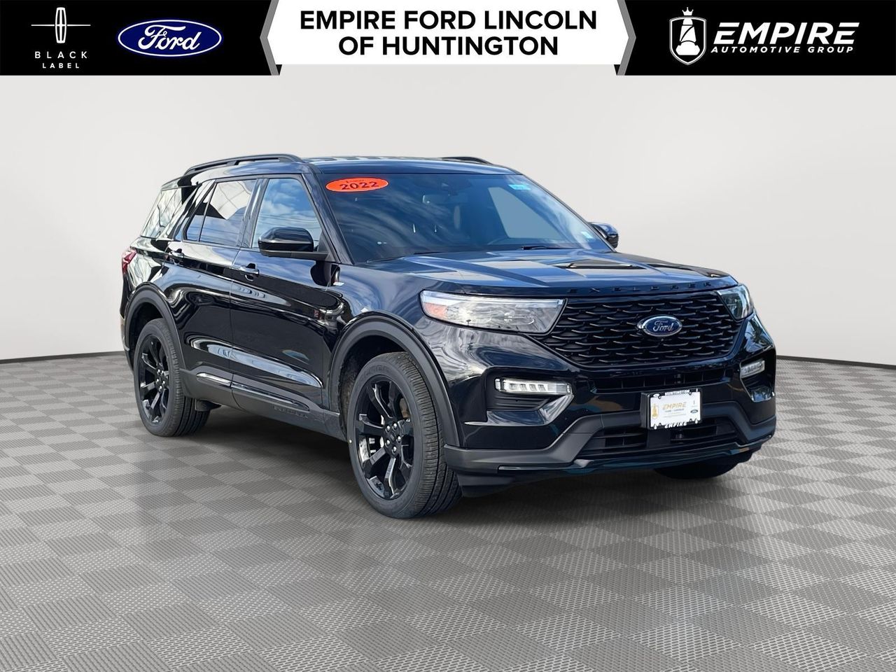 2022 Ford Explorer ST-LINE's photo