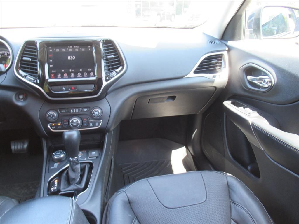 2020 Jeep Cherokee Limited photo 11