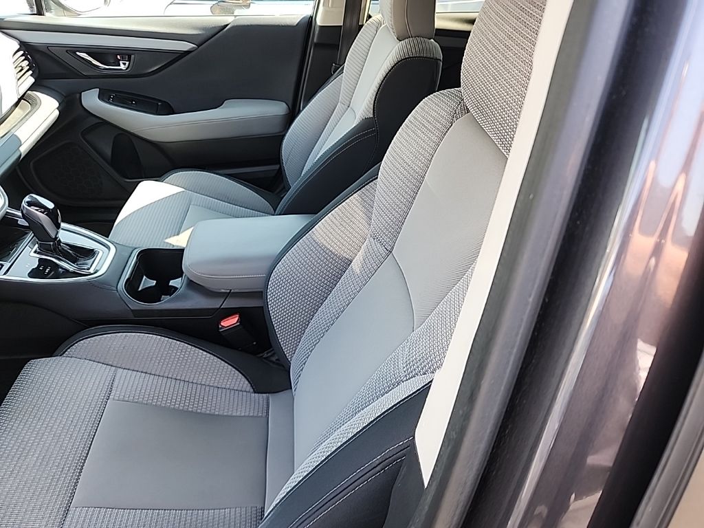 2020 Subaru Outback Premium photo 9
