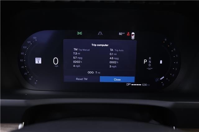2026 Volvo XC90 B5 Plus photo 15