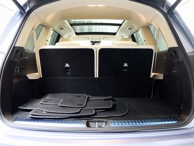 2025 Mercedes Benz GLS 450 4MATIC photo 30