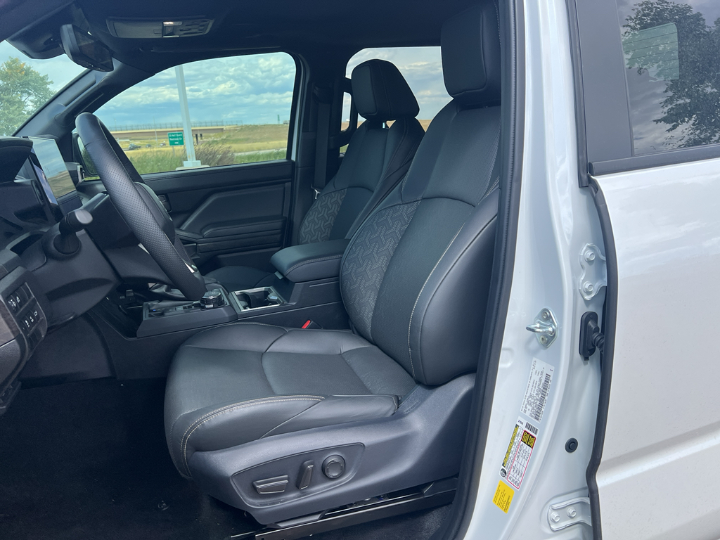 2024 Toyota Tacoma Limited photo 9