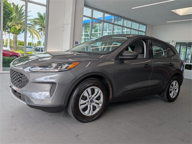 2022 Ford Escape S photo 4