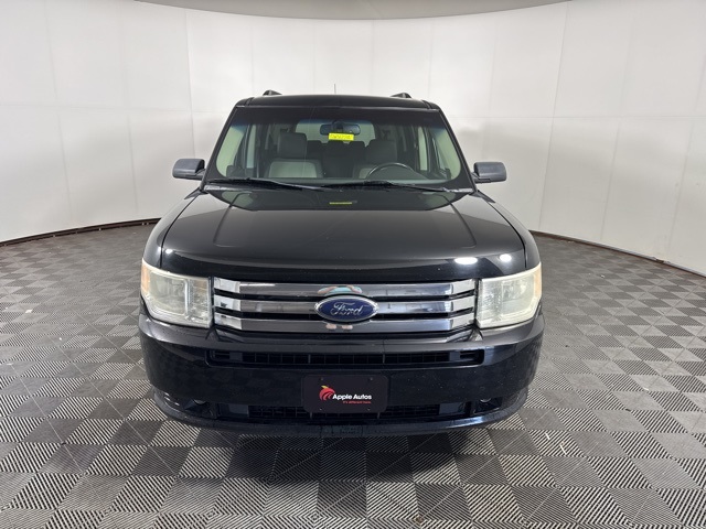 Used 2009 Ford Flex SE with VIN 2FMDK51C19BA16829 for sale in Shakopee, Minnesota