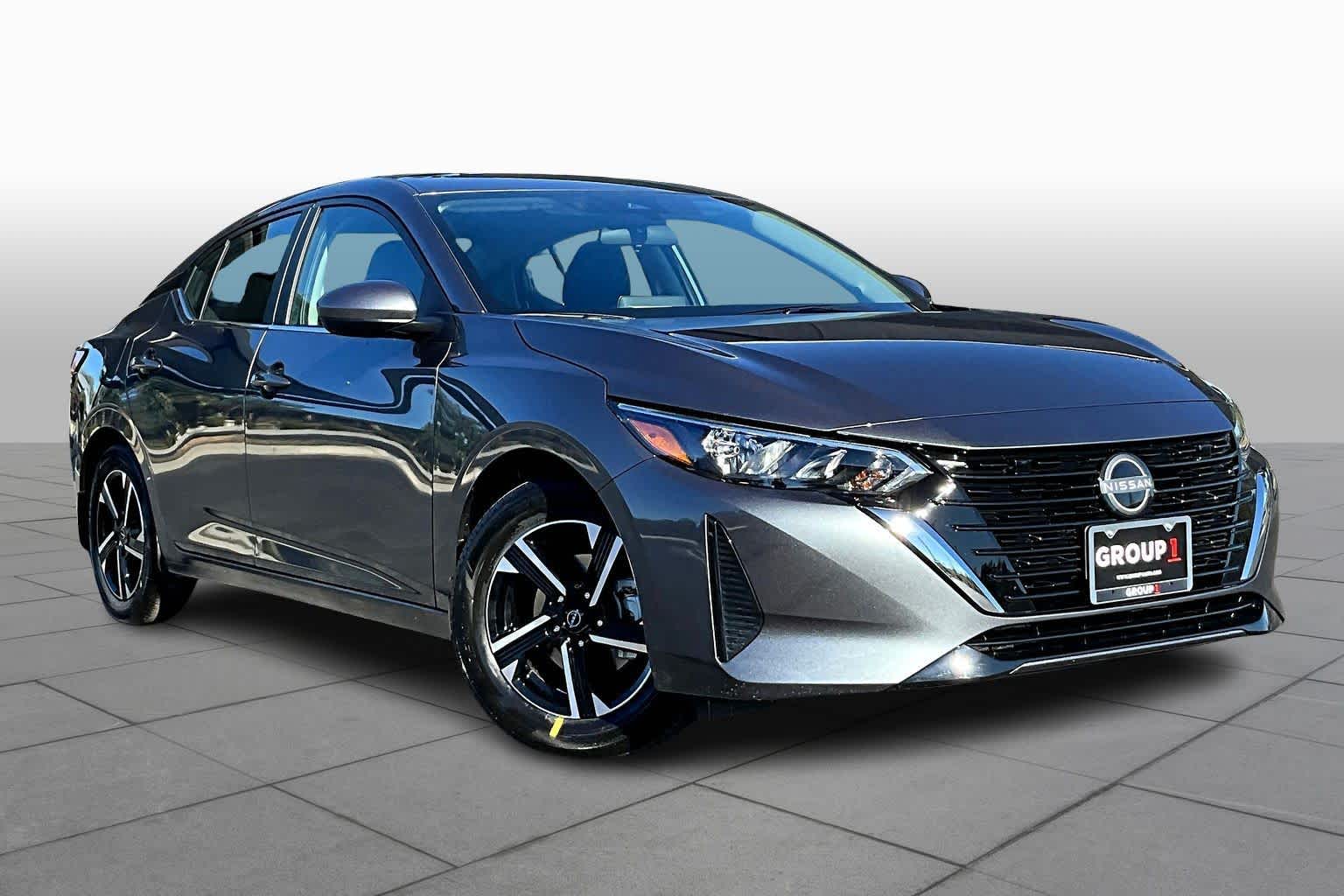 2025 Nissan Sentra SV photo 2