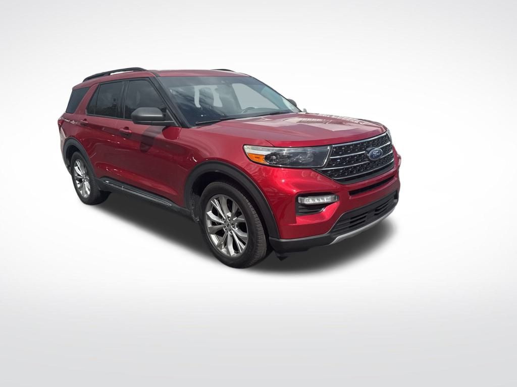 2020 Ford Explorer XLT photo 2