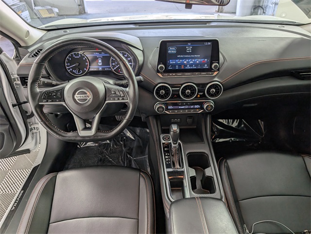 2022 Nissan Sentra SR photo 11