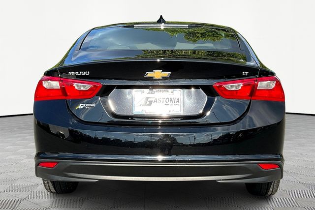 2023 Chevrolet Malibu 1LT photo 6