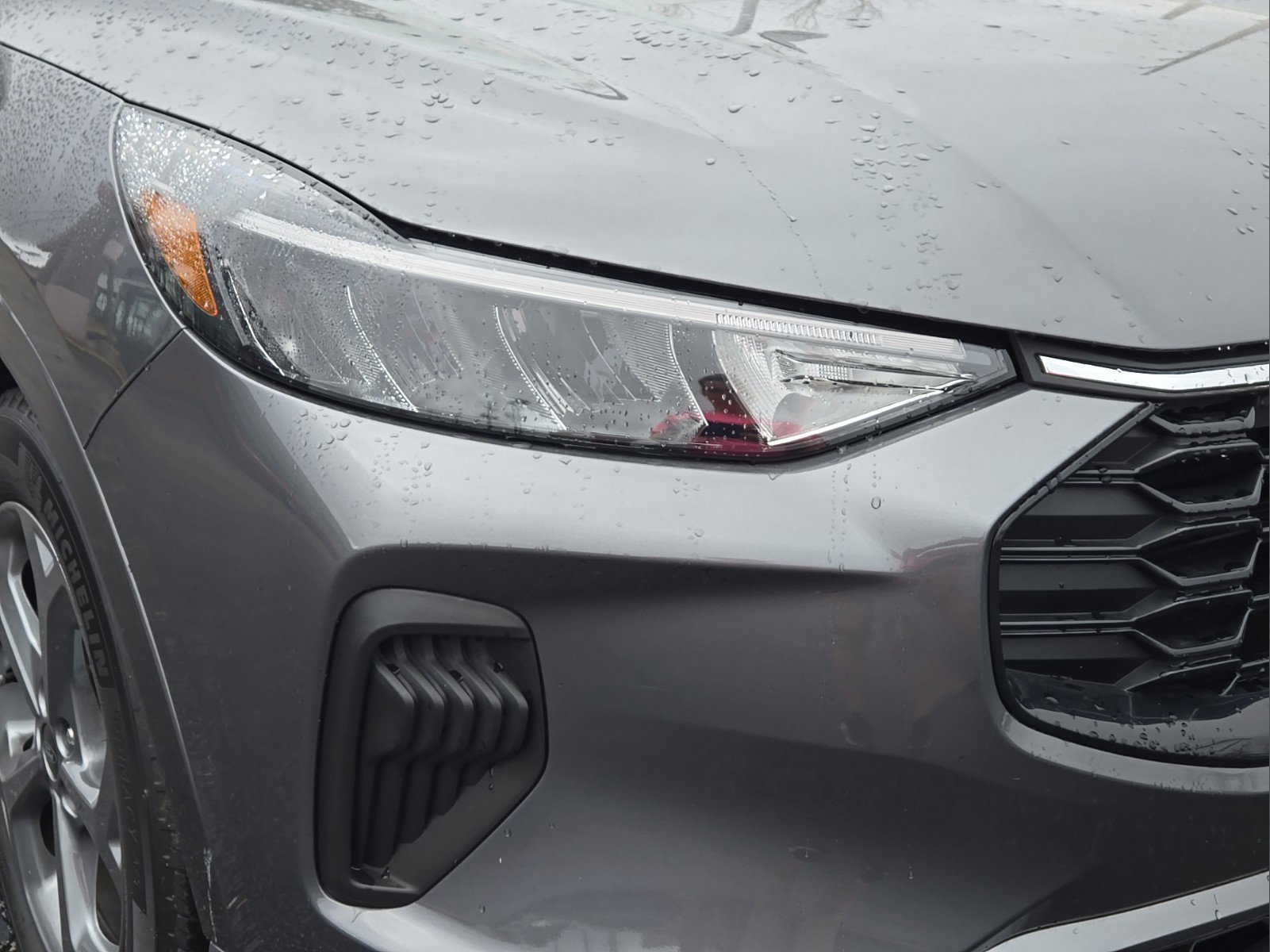 2024 Ford Escape ST-Line photo 3