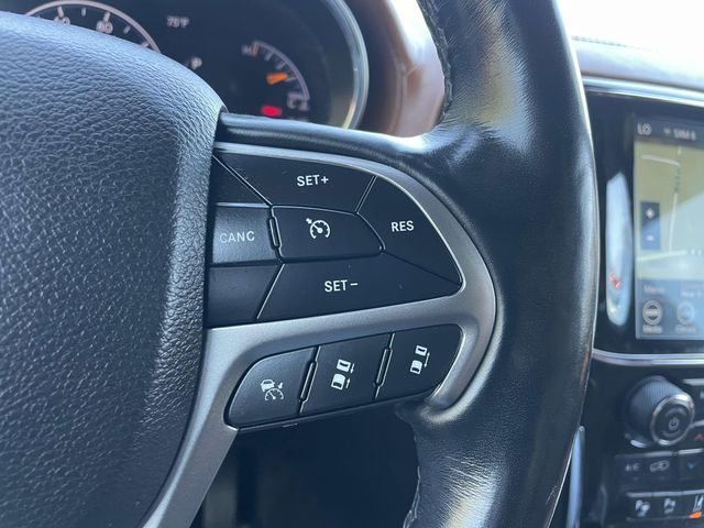 2021 Jeep Grand Cherokee Overland photo 28