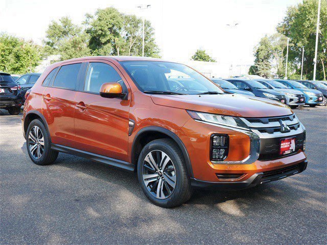 2025 Mitsubishi Outlander Sport ES's photo