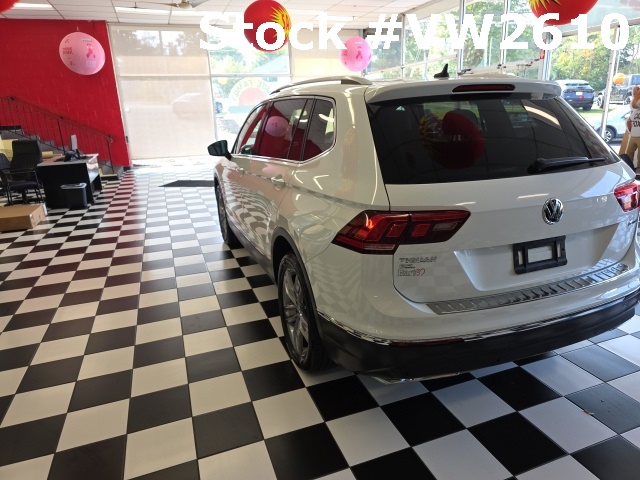 2021 Volkswagen Tiguan SEL photo 4