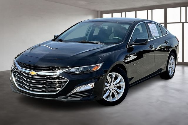 2024 Chevrolet Malibu 1LT photo 2