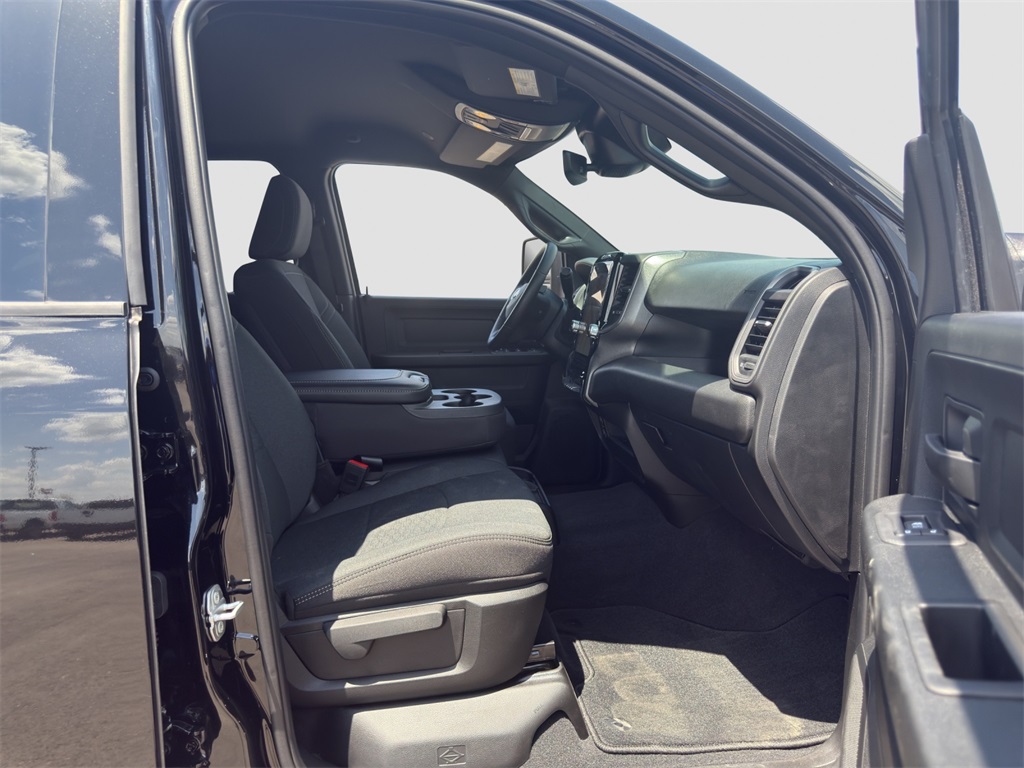 2025 Ram 2500 Tradesman photo 17