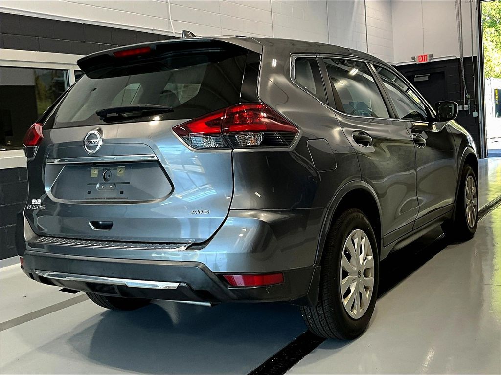 2018 Nissan Rogue S photo 4