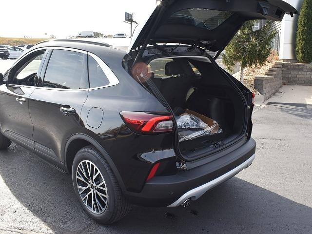2025 Ford Escape Plug-In Hybrid photo 26