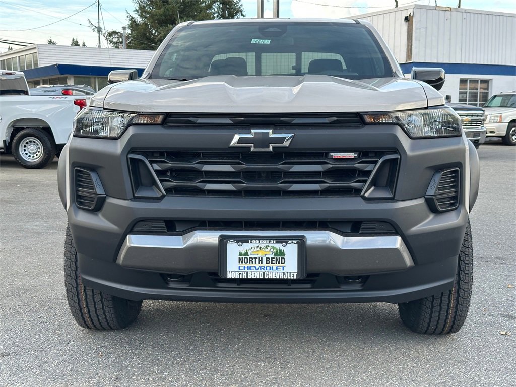 2026 Chevrolet Colorado Trail Boss photo 2