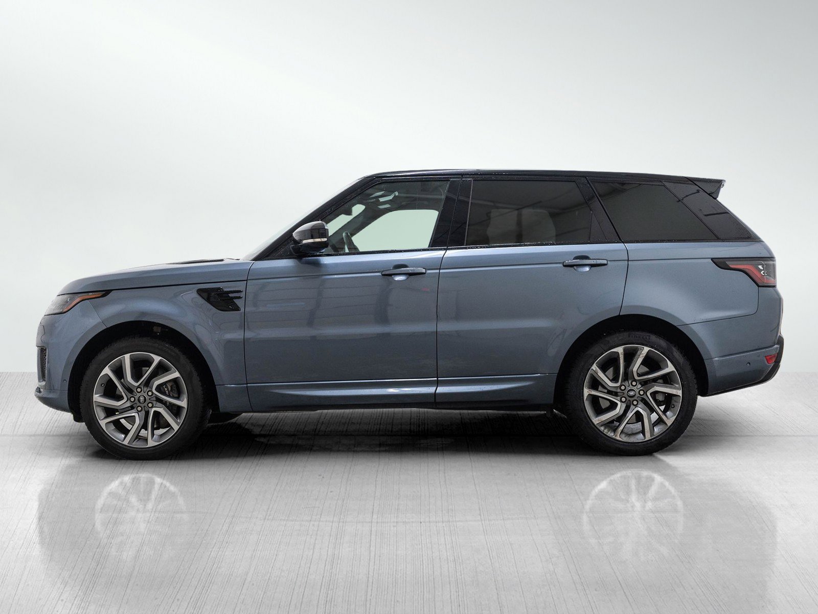 2018 Land Rover Range Rover Sport HSE Dynamic photo 3