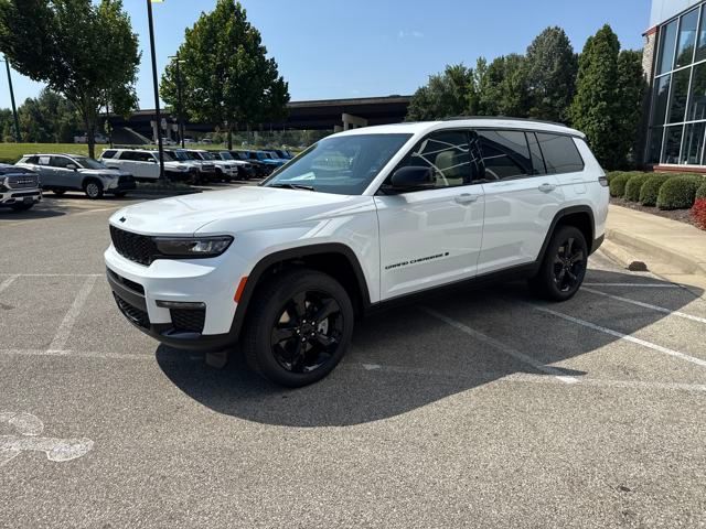 2025 Jeep Grand Cherokee L Limited's photo