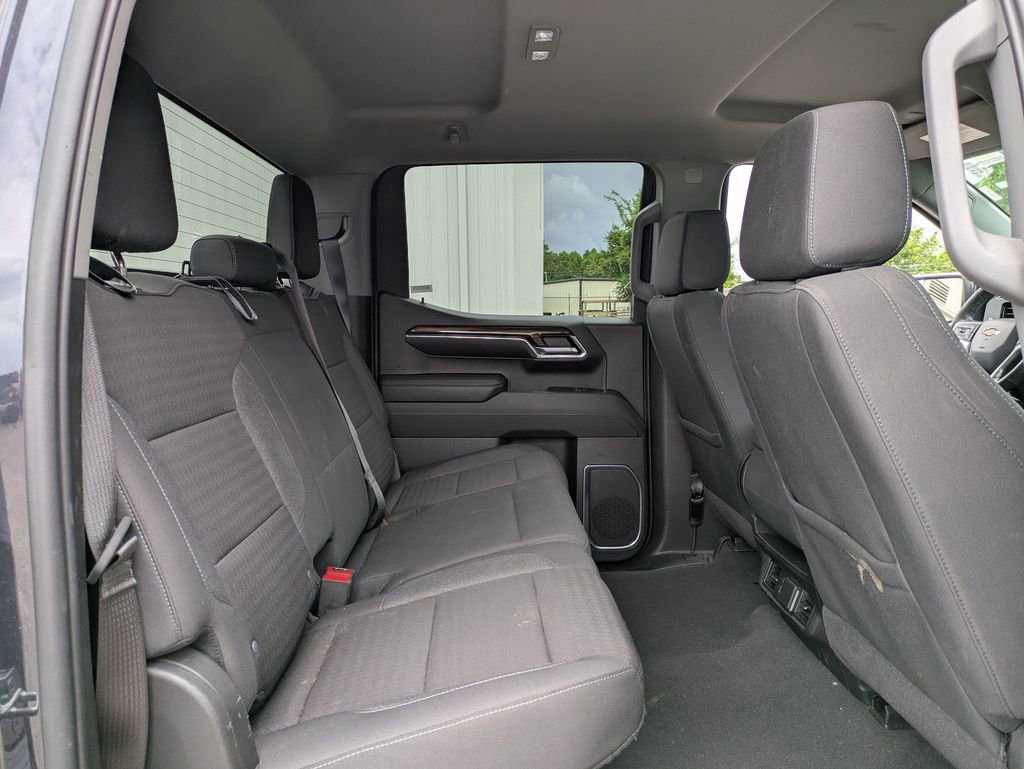 2024 Chevrolet Silverado 1500 LT photo 25