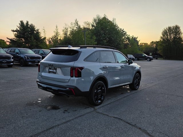 2026 Kia Sorento X-Line SX photo 2