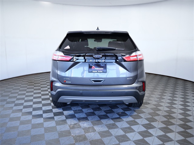 2023 Ford Edge SEL photo 6