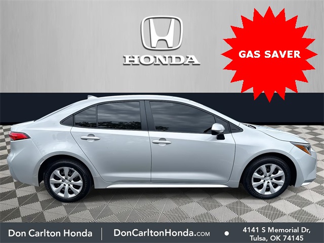 2024 Toyota Corolla LE photo 2