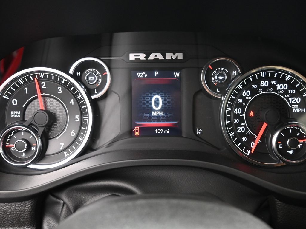 2025 Ram 1500 Tradesman photo 27