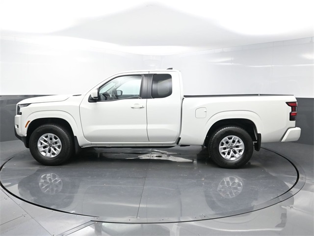 2024 Nissan Frontier SV photo 3
